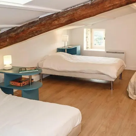 Holiday home Charmante Maison Avec Piscine En Drome Provencale Chamaret